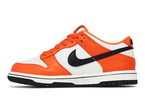 nike halloween dunks|dunk low gs halloween 2022.